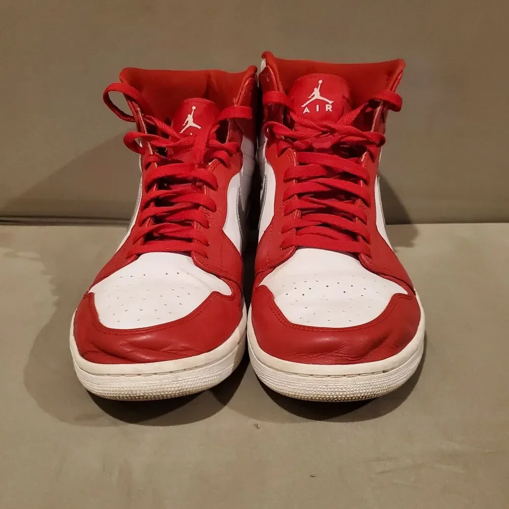 Size 15 - Jordan 1 Retro High Silver Medal 2016 332550-602